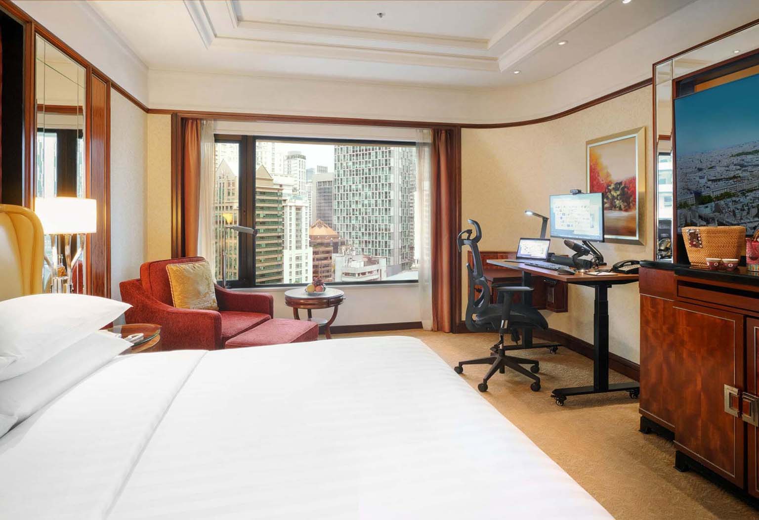 Experiencing Opulence: Kuala Lumpur’s Premier Luxury Hotels