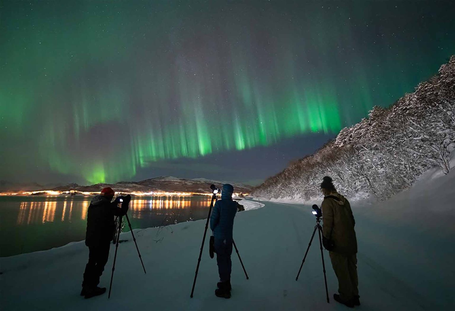 How to Safely Watch the Northern Lights Tips and Considerations the