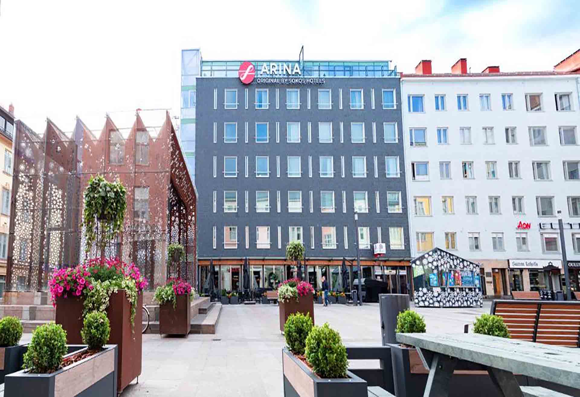 Oulu’s Central Luxury Hotels: A Window to the City’s Best Views